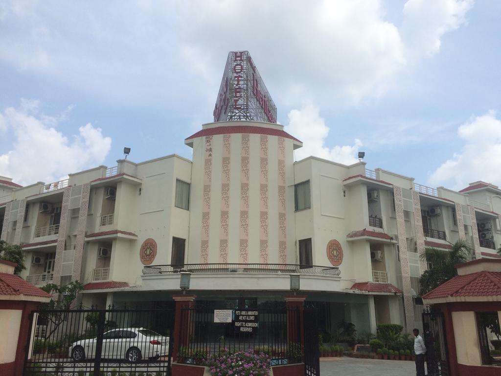 Grand Heritage Resort Greater Noida Dış mekan fotoğraf